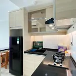Modern Look And Comfy 2Br Vasanta Innopark Apartment By Travelio