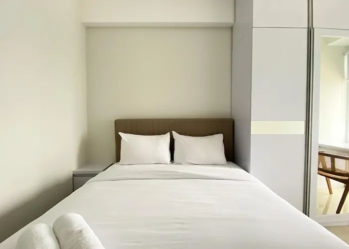 Modern Look And Comfy 2Br Vasanta Innopark Apartment By Travelio